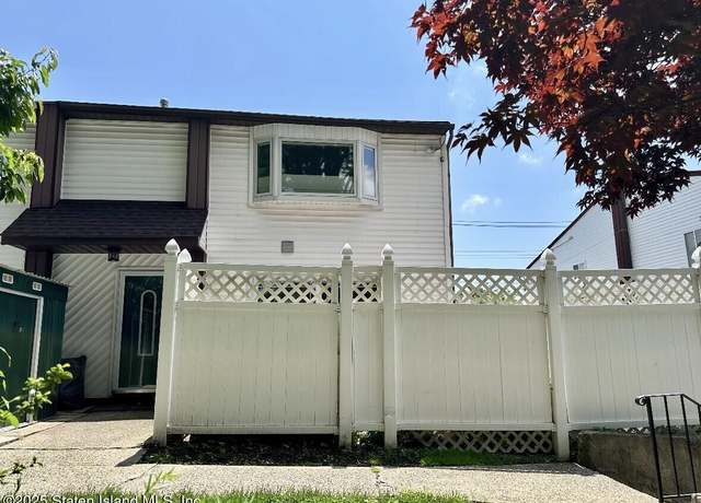 Property at 83 North Gannon Ave Unit A, Staten Island, NY 10314, 2 beds, 1.5 baths