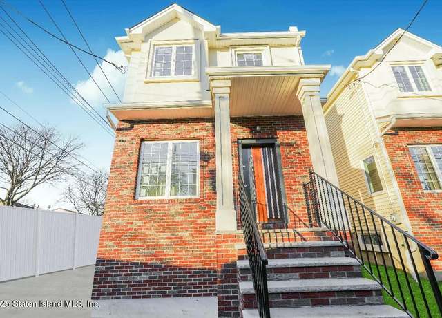 Property at 136 Union Ave, Staten Island, NY 10303, 3 beds, 3.5 baths