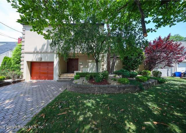 Property at 35 Hales Ave, Staten Island, NY 10312, 3 beds, 3.5 baths