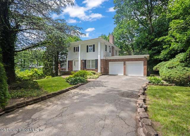 Property at 154 Howard Ave, Staten Island, NY 10301, 4 beds, 3.5 baths