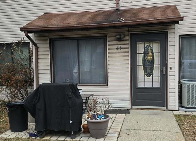 Property at 64 Wolkoff Ln, Staten Island, NY 10303, 2 beds, 1 bath