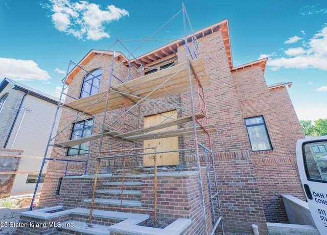 Property at 344 Poillon Ave, Staten Island, NY 10312, 5 beds, 4.5 baths
