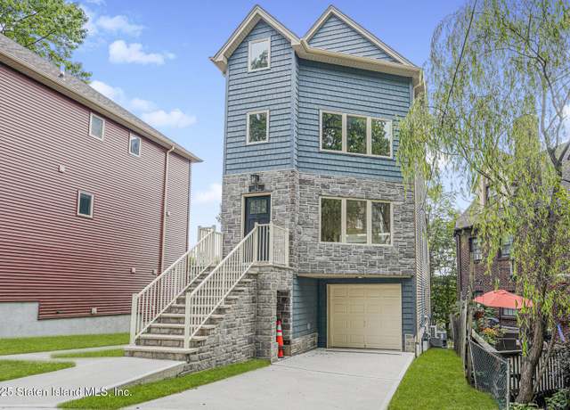 Property at 12 Ridge Ct, Staten Island, NY 10304, 4 beds, 4.5 baths