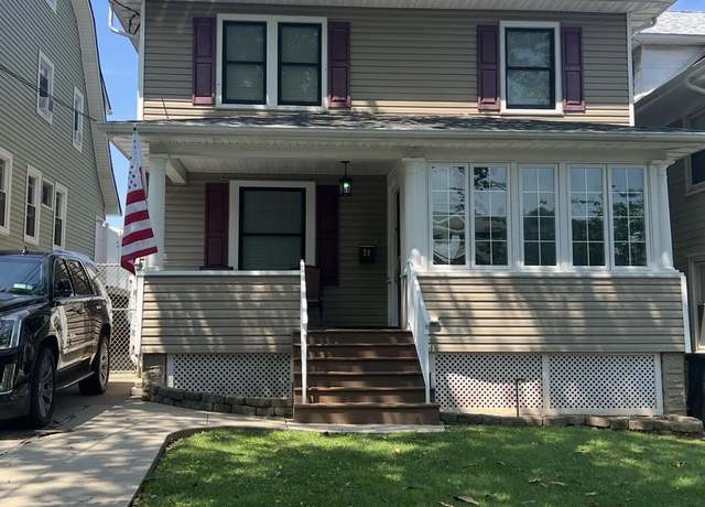Property at 28 N Mada Ave, Staten Island, NY 10310, 4 beds, 3.5 baths
