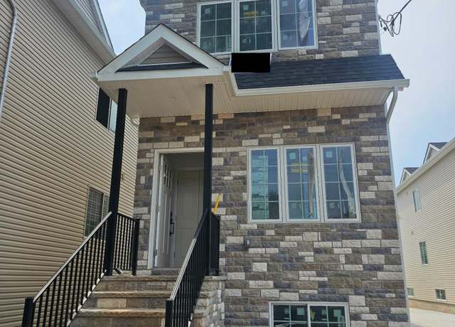 Property at 1384 Clove Rd, Staten Island, NY 10301, 3 beds, 4.5 baths