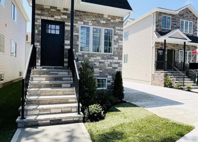 Property at 1384 Clove Rd, Staten Island, NY 10301, 3 beds, 4.5 baths