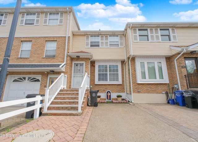 Property at 19 Deborah Loop, Staten Island, NY 10312, 2 beds, 1.5 baths