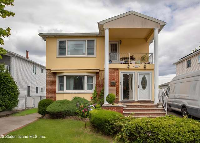 Property at 27 Bascom Pl, Staten Island, NY 10314, 6 beds, 2 baths