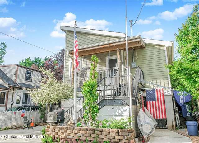 Property at 47 Center Pl, Staten Island, NY 10306, 2 beds, 1 bath