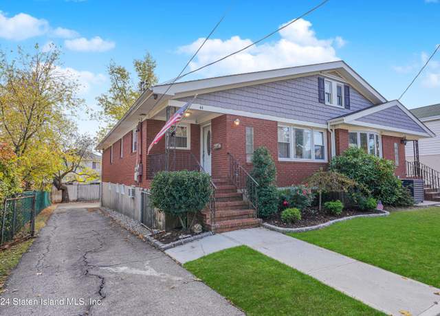 Property at 44 Mildred Ave, Staten Island, NY 10314, 3 beds, 2.5 baths