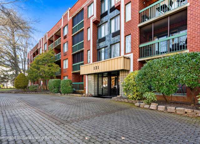 Property at 121 Wellington Ct Unit 2a, Staten Island, NY 10314, 1 bed, 1 bath