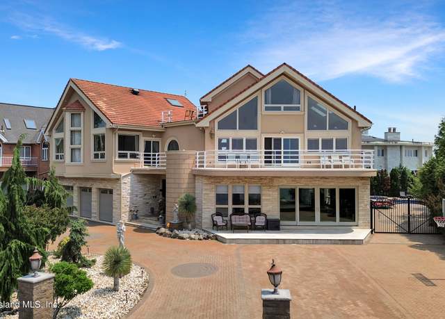 Property at 545 Arbutus Ave, Staten Island, NY 10312, 5 beds, 6 baths