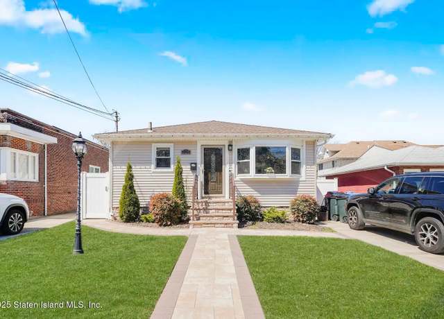 Property at 304 Crystal Ave, Staten Island, NY 10314, 3 beds, 2 baths