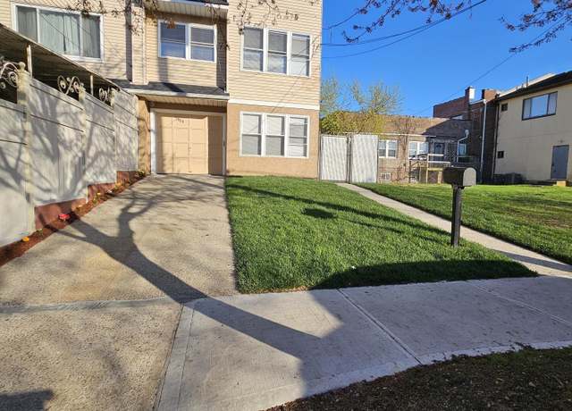 Property at 1060 Olympia Blvd, Staten Island, NY 10306, 3 beds, 2.5 baths