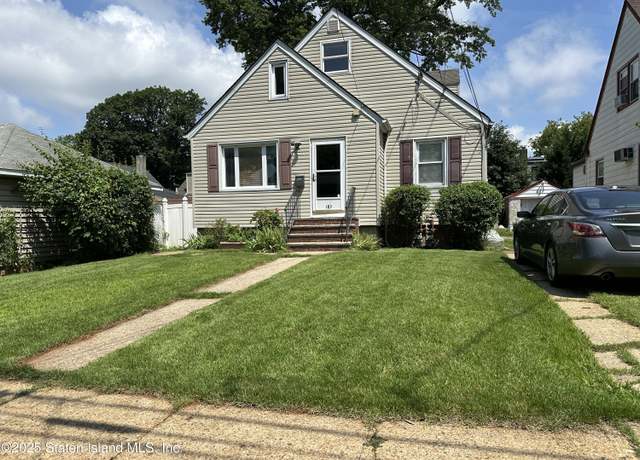 Property at 183 Goodwin Ave, Staten Island, NY 10314, 3 beds, 2 baths