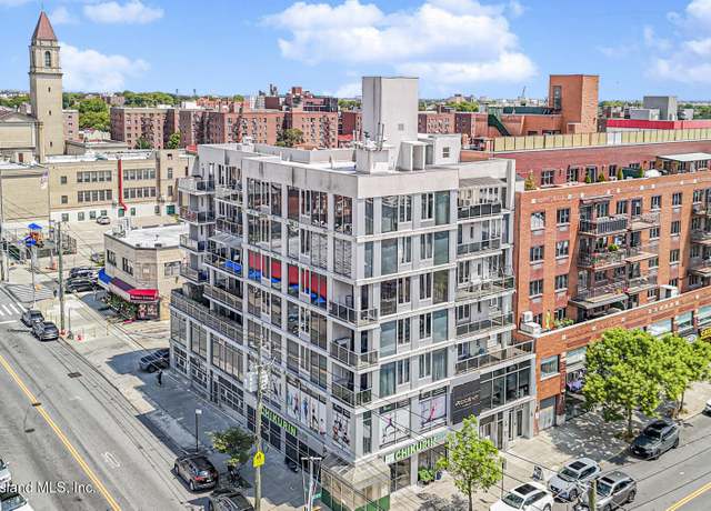 Property at 1702 Avenue Z Unit 6b, Brooklyn, NY 11235, 3 beds, 3.5 baths