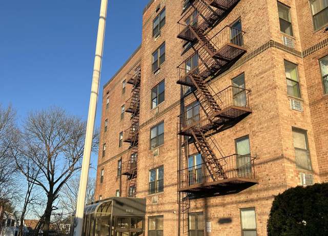 Property at 1160 Richmond Rd Unit 2k, Staten Island, NY 10304, 1 bed, 1 bath