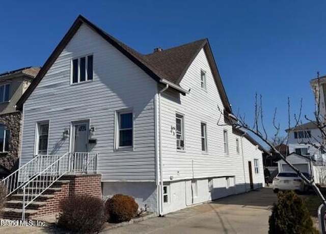 Property at 49 Mclaughlin St, Staten Island, NY 10305, 4 beds, 3 baths