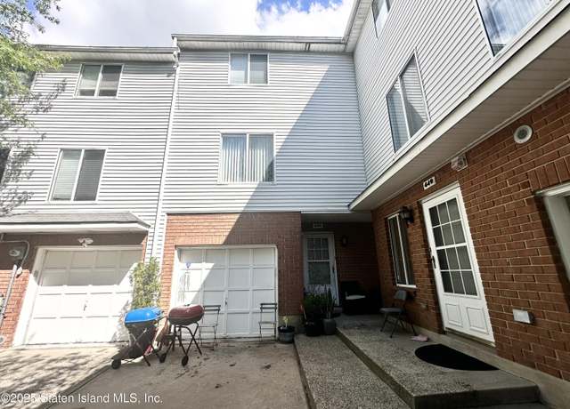 Property at 453 Ilyssa Way, Staten Island, NY 10312, 3 beds, 3 baths