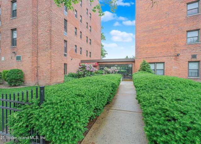 Property at 100 Colfax Ave Unit 4 B, Staten Island, NY 10305, 2 beds, 1 bath