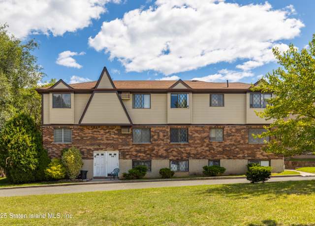 Property at 919 Armstrong Ave, Staten Island, NY 10308, 6 beds, 5 baths