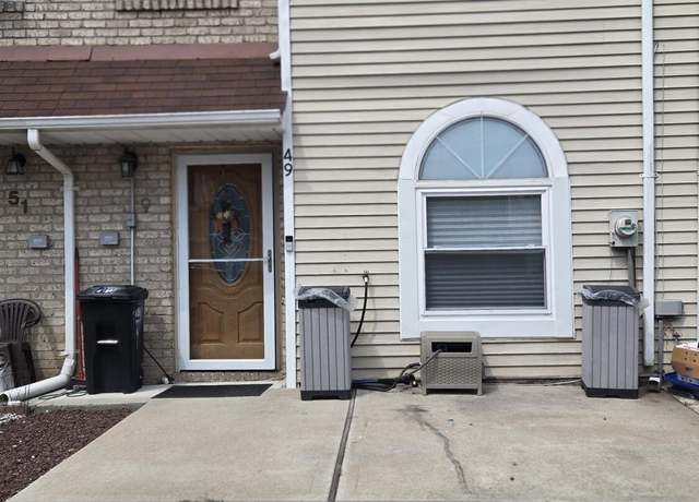 Property at 49 Doreen Dr, Staten Island, NY 10303, 3 beds, 1.5 baths