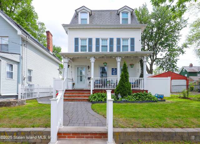 Property at 28 Trinity Pl, Staten Island, NY 10310, 3 beds, 1 bath