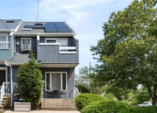 Property at 111 Goodall St, Staten Island, NY 10308, 3 beds, 1.5 baths
