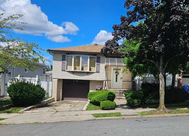 Property at 727 Stafford Ave, Staten Island, NY 10309, 3 beds, 2 baths