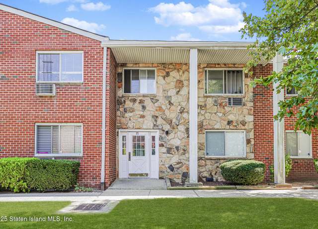 Property at 15 Gadsen Pl Unit 2a, Staten Island, NY 10314, 2 beds, 1 bath