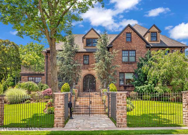 Property at 262 Howard Ave, Staten Island, NY 10301, 5 beds, 3.5 baths