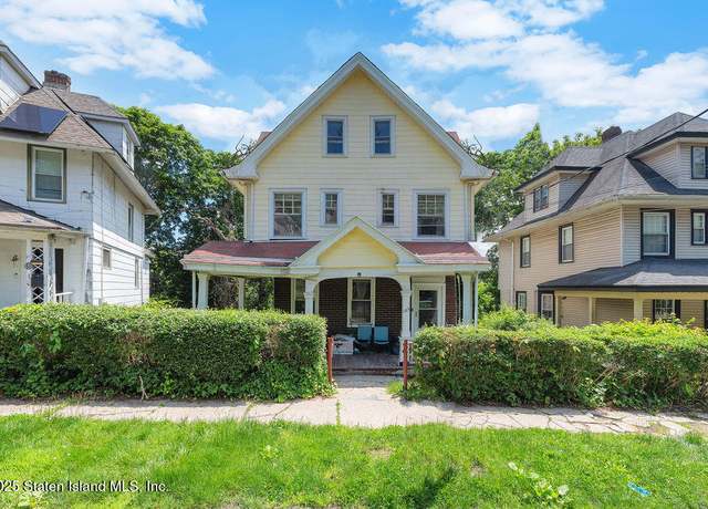 Property at 135 Highview Ave, Staten Island, NY 10301, 5 beds, 2 baths