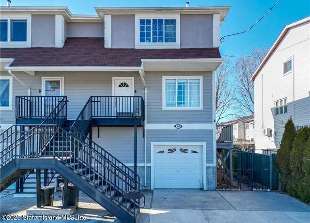 Property at 165 Cedar Grv, Staten Island, NY 10306, 3 beds, 1.5 baths