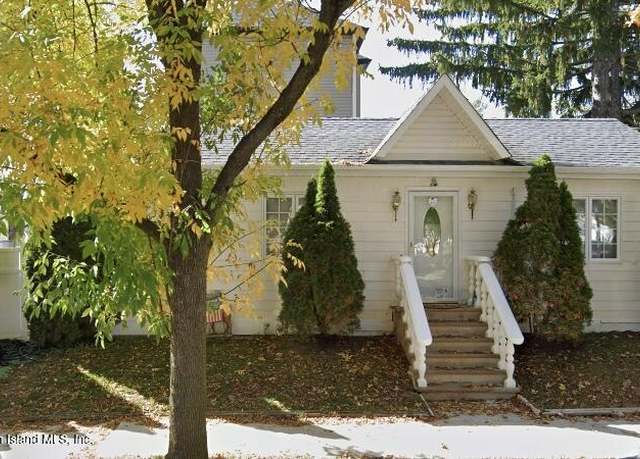 Property at 520 Clermont Ave, Staten Island, NY 10307, 2 beds, 1 bath