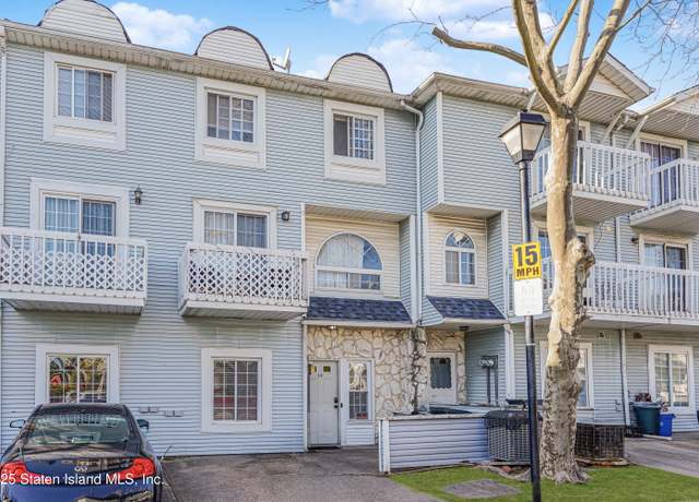 Property at 34 Country Dr E, Staten Island, NY 10314, 3 beds, 2 baths