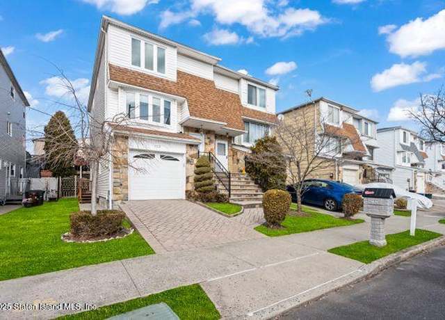 Property at 102 Rockne St, Staten Island, NY 10314, 3 beds, 3.5 baths