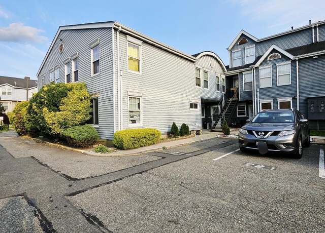 Property at 221 Pond Way Unit A, Staten Island, NY 10303, 3 beds, 1.5 baths