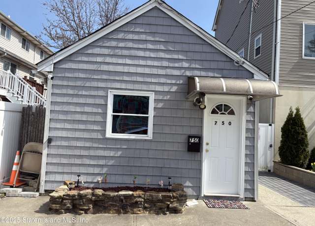 Property at 750 Patterson Ave, Staten Island, NY 10306, 2 beds, 1 bath
