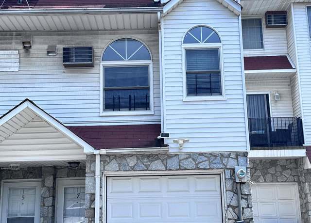 Property at 17 Temple Ct, Staten Island, NY 10314, 2 beds, 1.5 baths