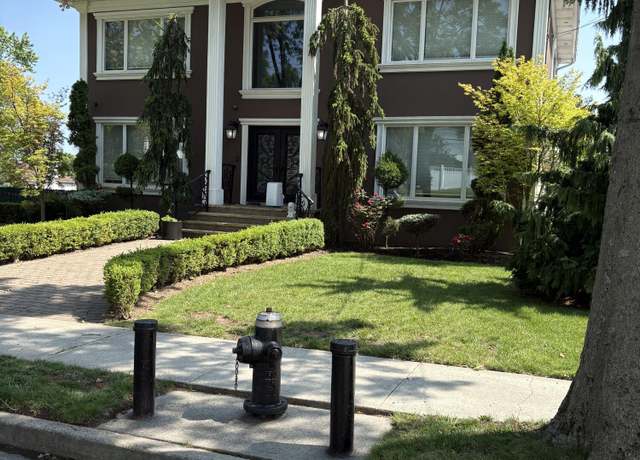 Property at 66 Pleasant Plains Ave, Staten Island, NY 10309, 4 beds, 3.5 baths
