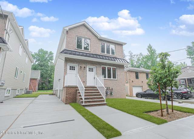 Property at 28 Singleton St, Staten Island, NY 10309, 6 beds, 2 baths
