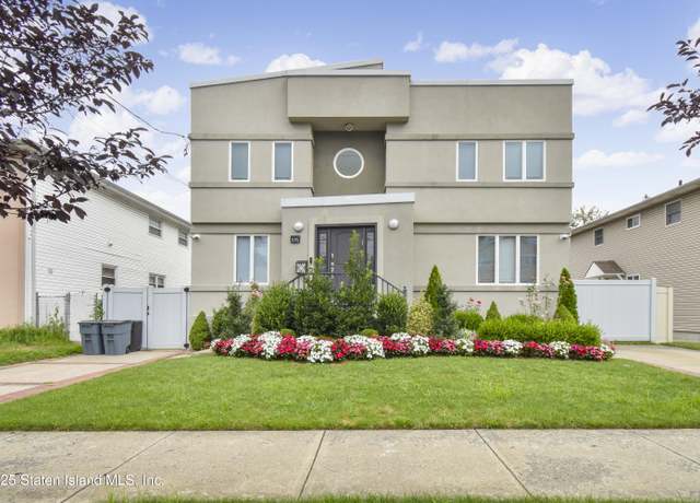 Property at 15 Boone St, Staten Island, NY 10314, 5 beds, 4 baths