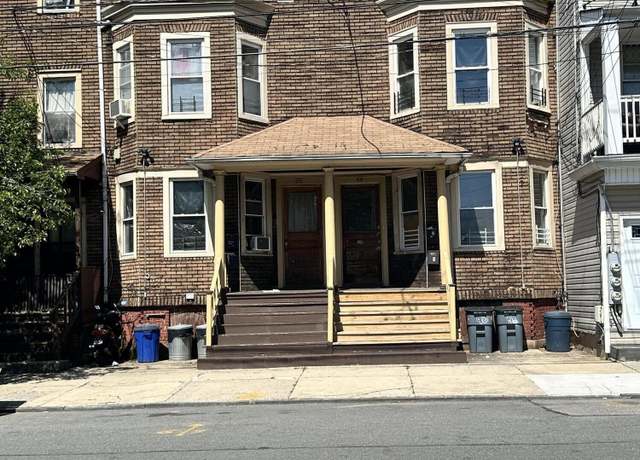 Property at 48-50 Gordon St, Staten Island, NY 10304, 10 beds, 4 baths