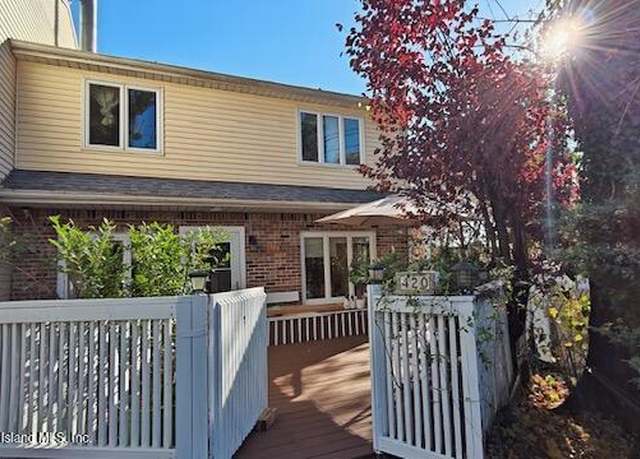 Property at 420 Arthur Kill Rd, Staten Island, NY 10308, 3 beds, 1.5 baths