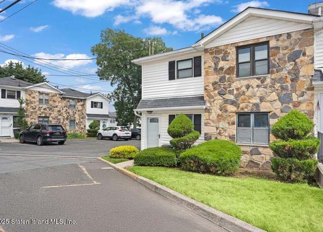 Property at 33 Bradley Ct Unit A, Staten Island, NY 10314, 2 beds, 1 bath