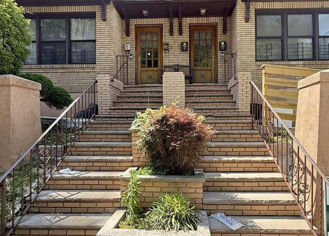Property at 30-32 Nicholas St, Staten Island, NY 10301, 12 beds, 4 baths