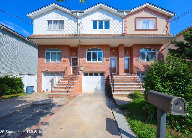 Property at 136 Moreland St, Staten Island, NY 10306, 3 beds, 2.5 baths