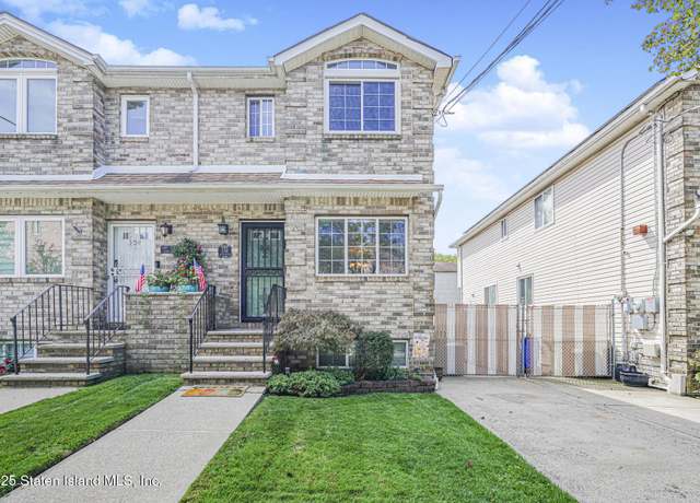 Property at 236 Queen St, Staten Island, NY 10314, 3 beds, 3.5 baths