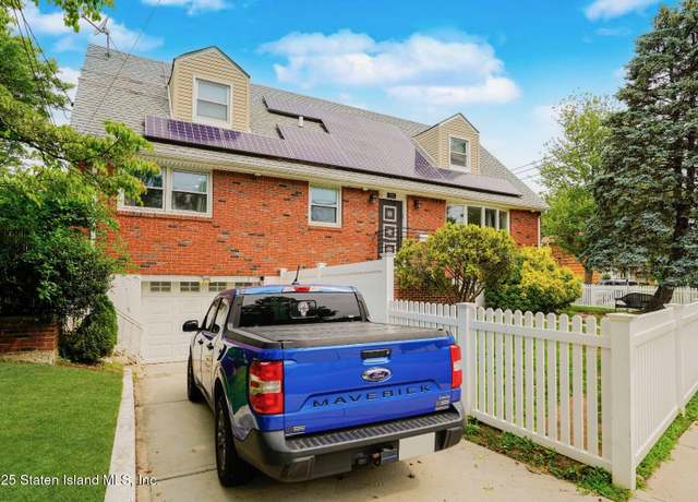 Property at 970 Annadale Rd, Staten Island, NY 10312, 5 beds, 4.5 baths