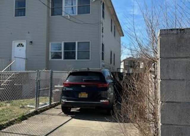 Property at 12 Maple Pkwy, Staten Island, NY 10303, 3 beds, 1 bath